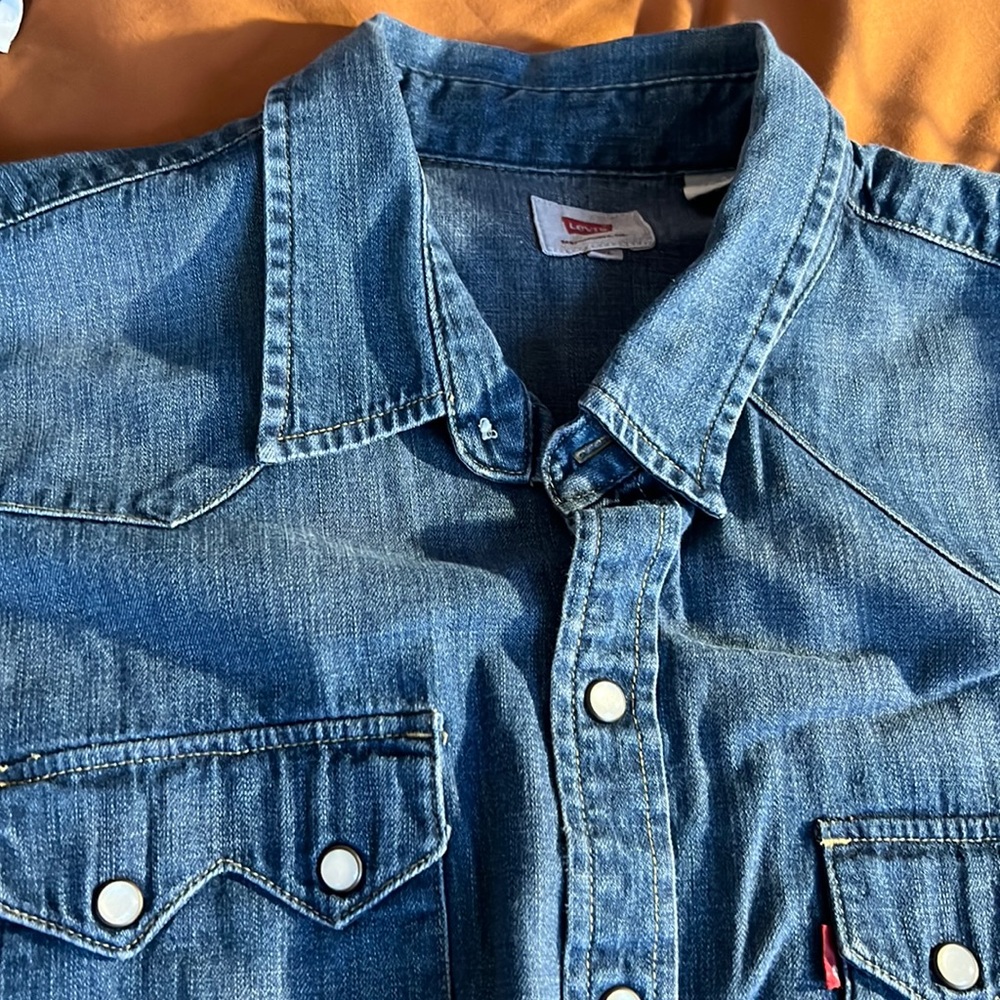 Levi’s